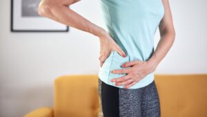 woman with hip pain